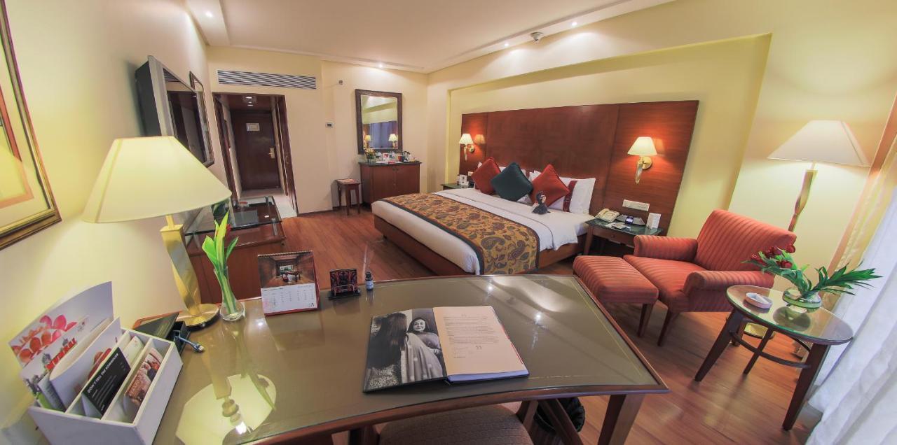 Hotel The Lalit Bombaj Exteriér fotografie A room at the Taj Bengal